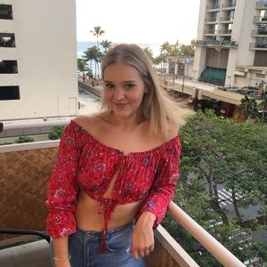 Meet your Posher, Amanda